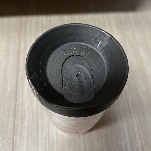 NWT TERVIS TSUM TSUM 16 oz tumbler - Picture 3 of 4